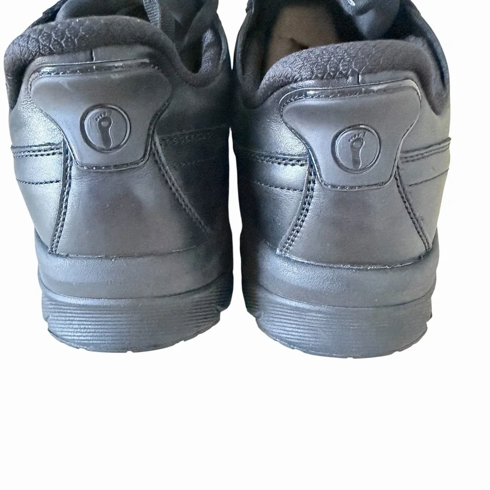 Orthofeet Orthopedic Black 9.5 D Medium Walking Sneakers Shoes -Missing Insoles